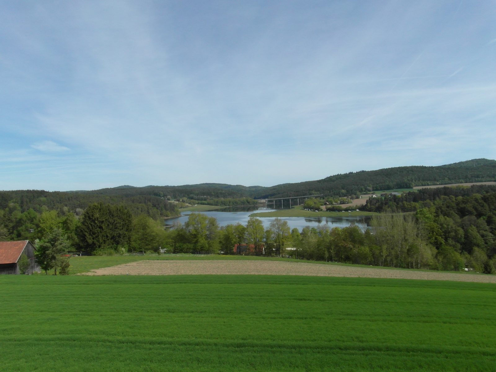 Der Eixendorfer See vom Aussichtspunkt — CC BY 4.0